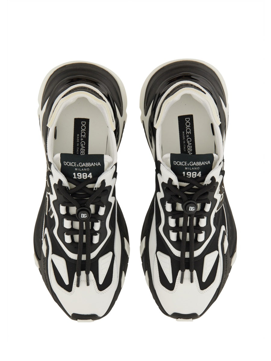 "DAY FASTER" SNEAKER