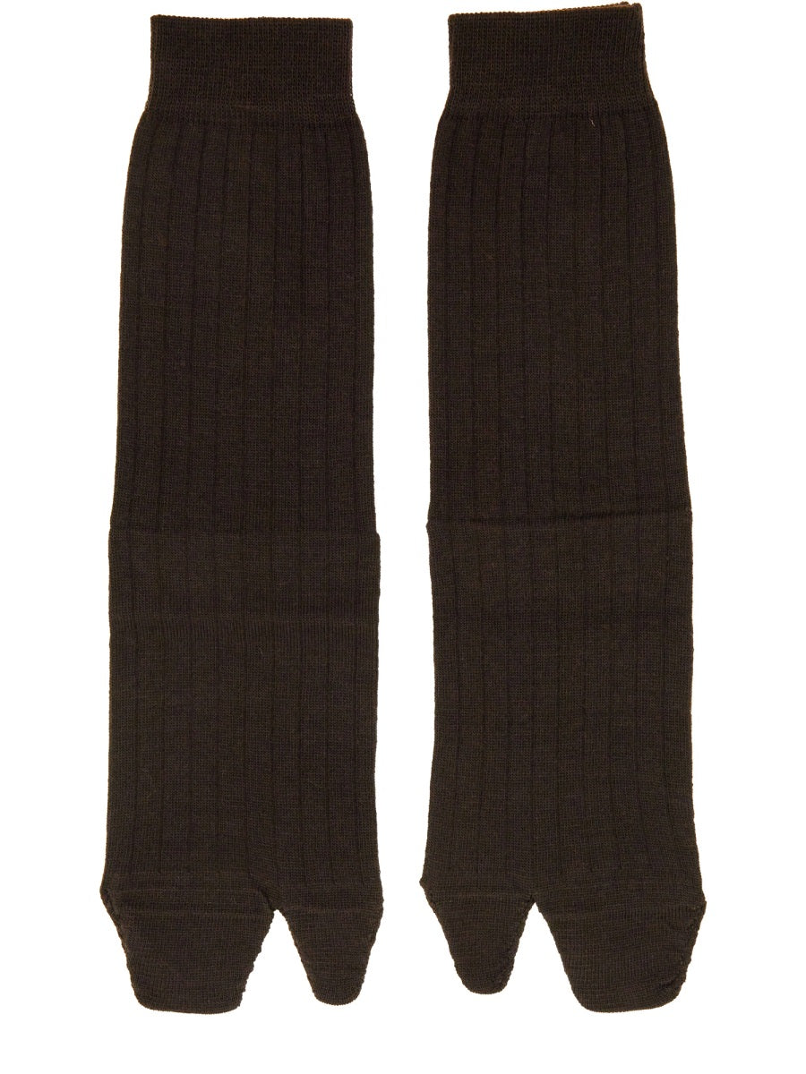 TABI SOCKS.