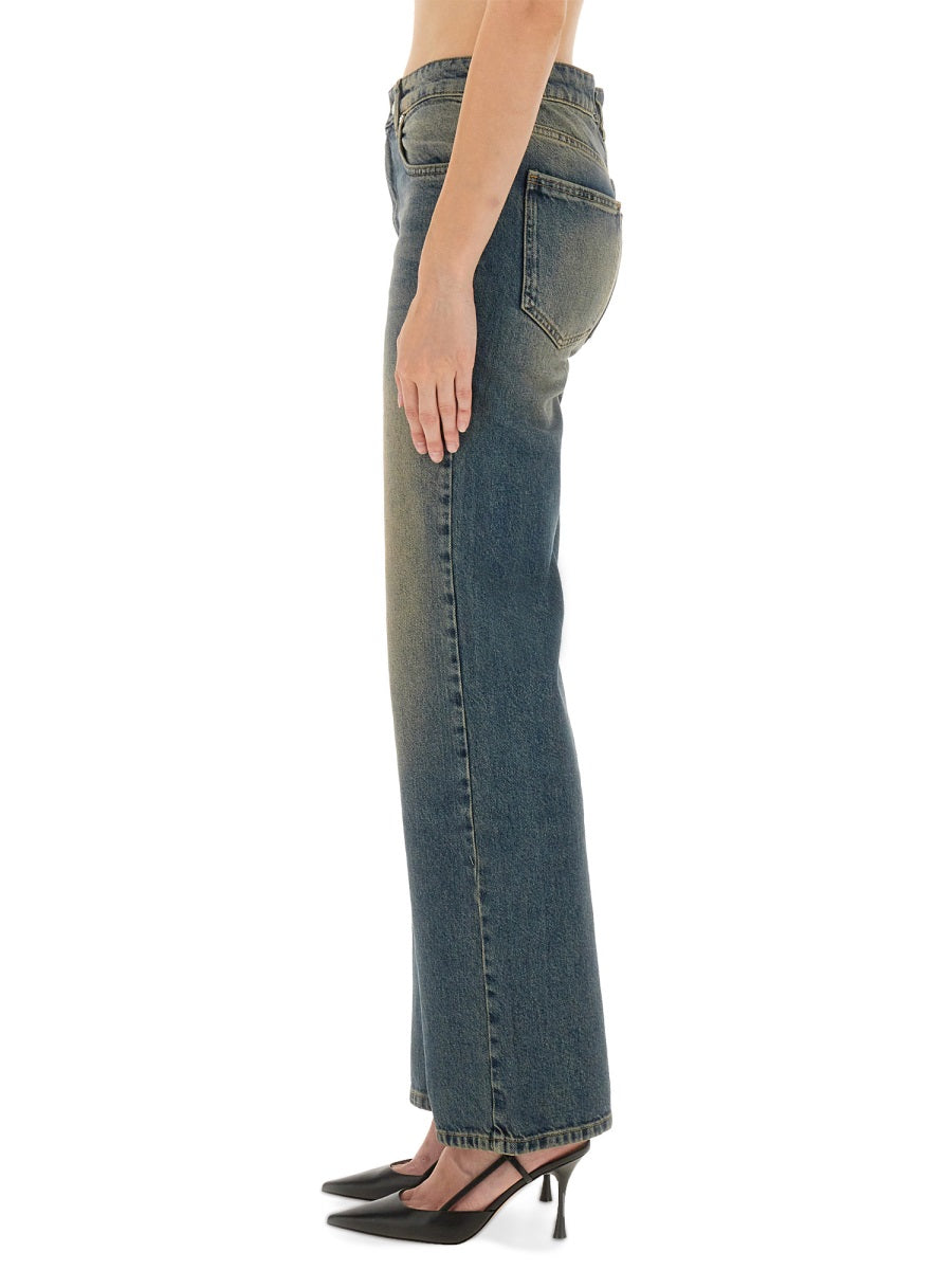 JEANS IN DENIM