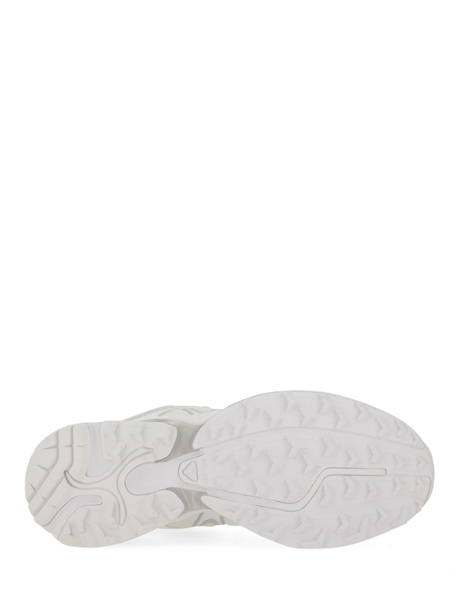 "XT-WHISPER" SNEAKER