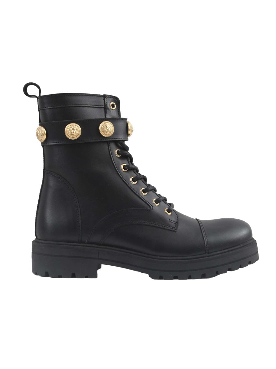 AMPHIBIAN WITH LACES