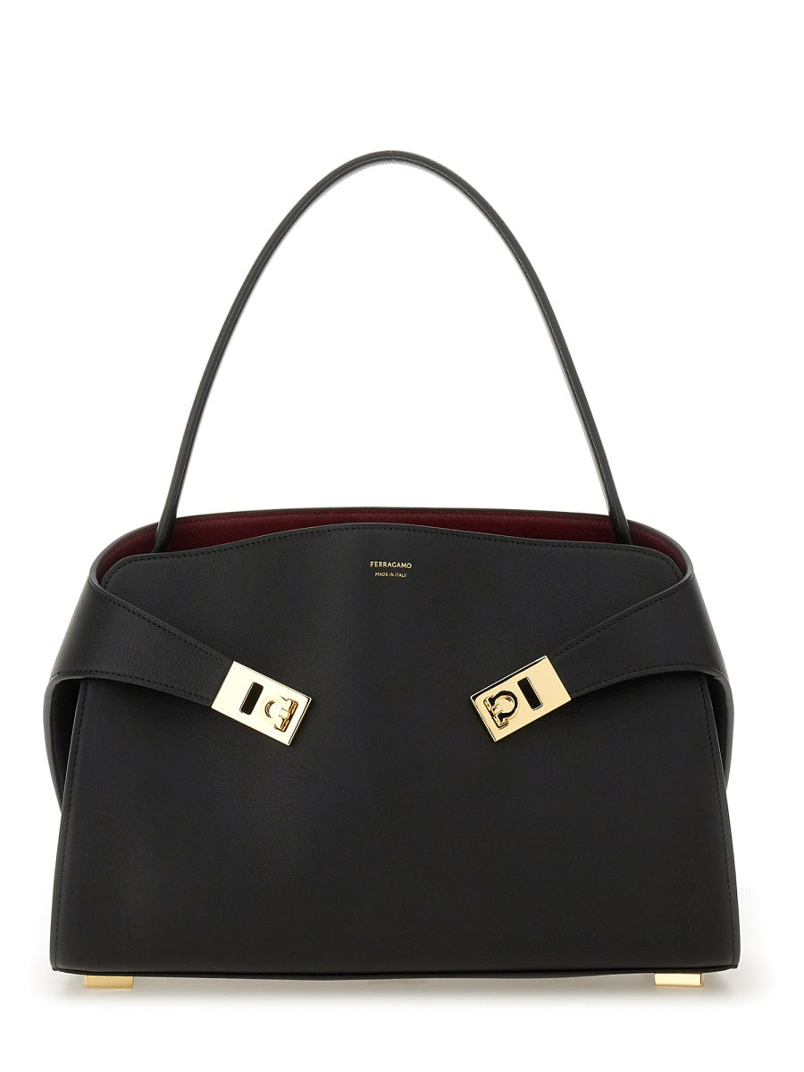 "HUG SOFT" SHOULDER BAG