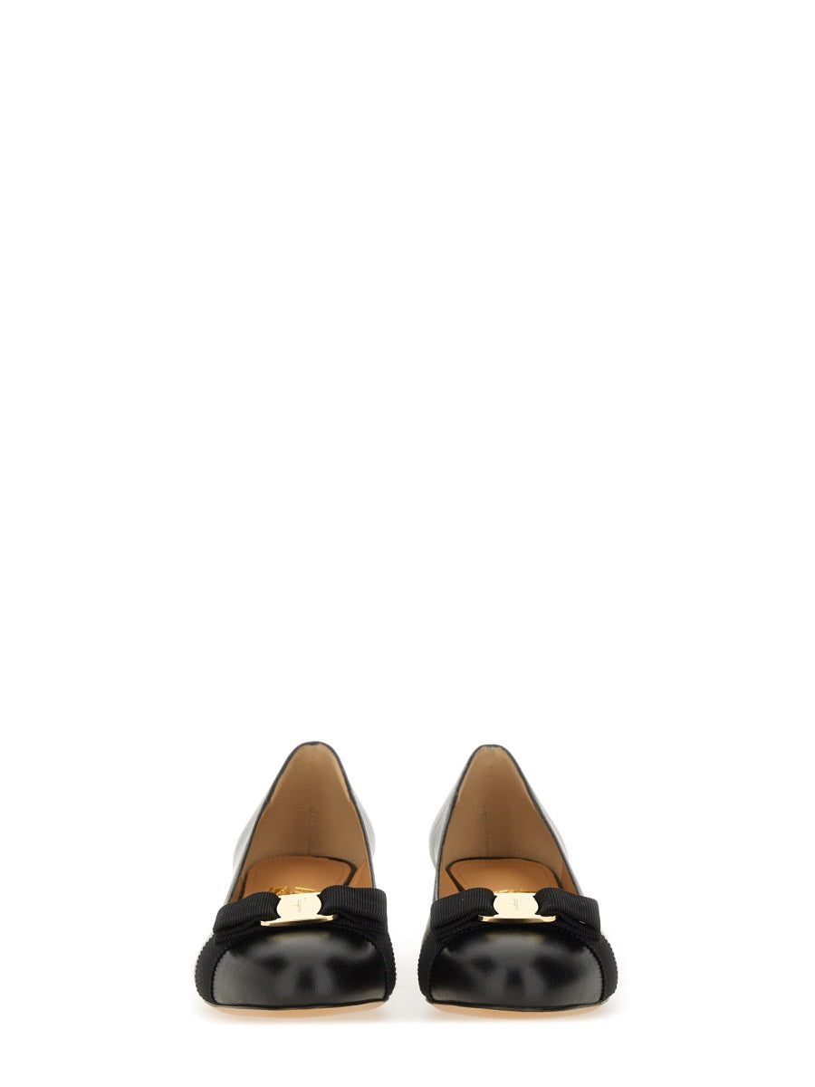 LEATHER "VARA" SHOE