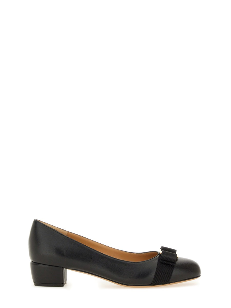 LEATHER "VARA" SHOE