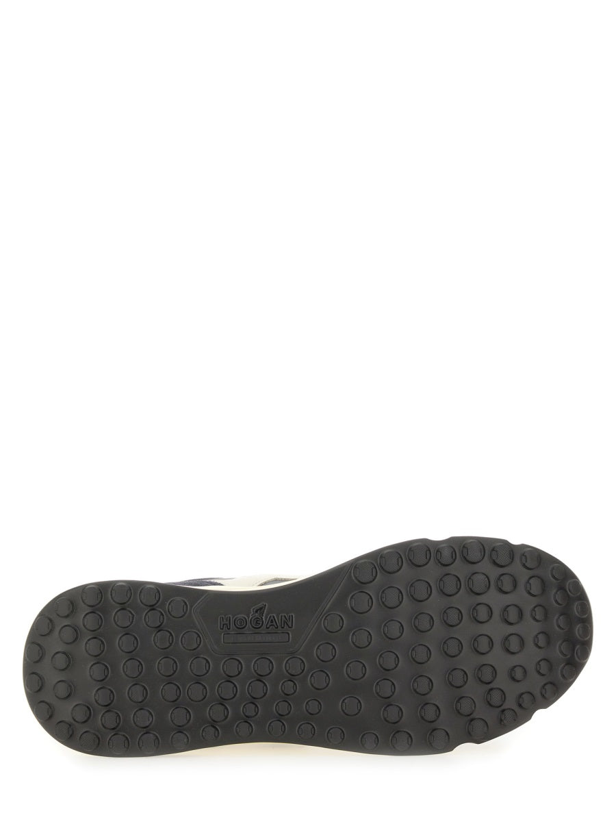 "HYPERLIGHT" SNEAKER