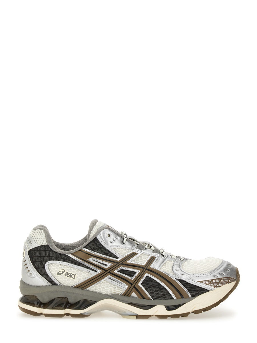 "GEL-NIMBUS 10.1" SNEAKER