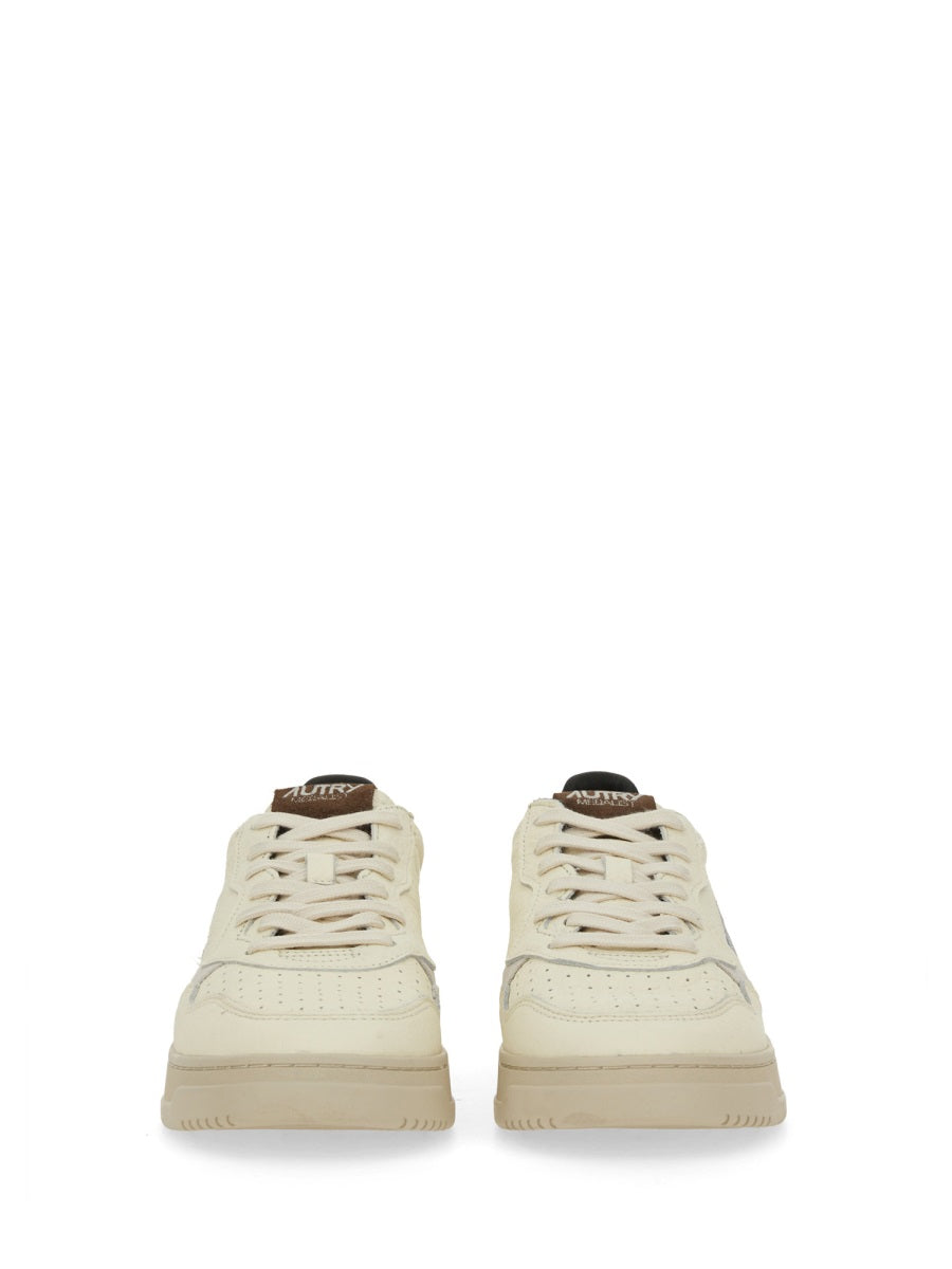 "MEDALIST" LOW SNEAKER