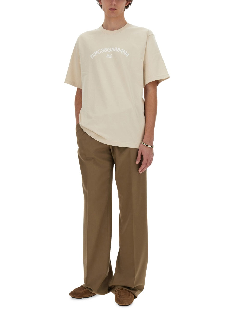 T-SHIRT WITH LOGO