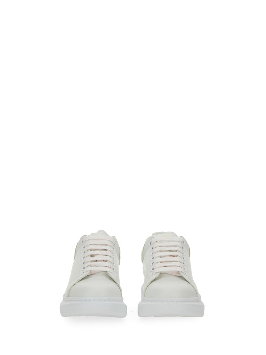 OVERSIZED SNEAKER