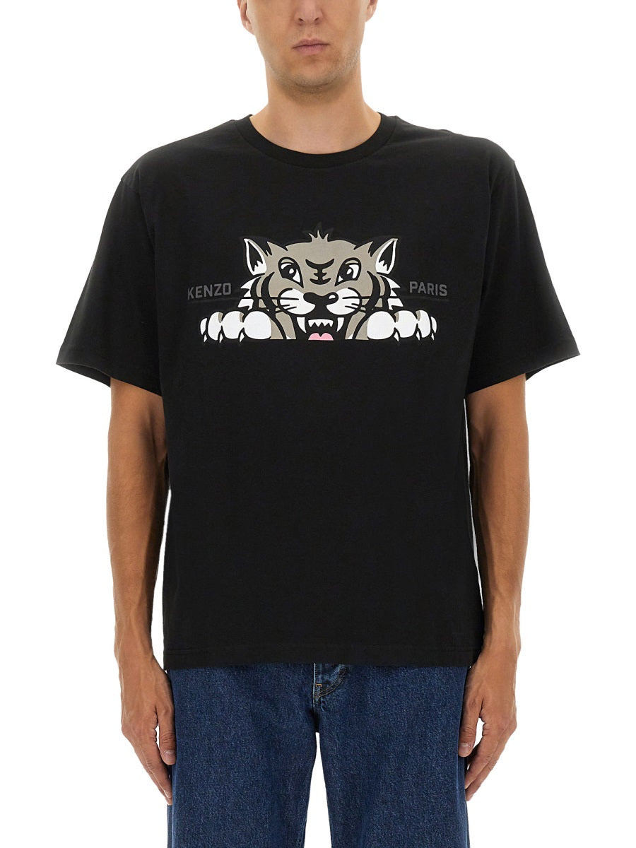 OVERSIZE FIT T-SHIRT