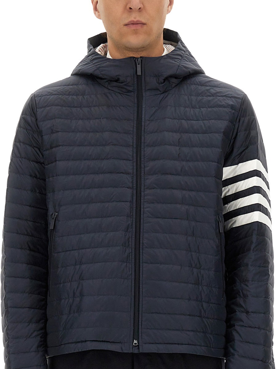 DOWN JACKET WITH HOOD