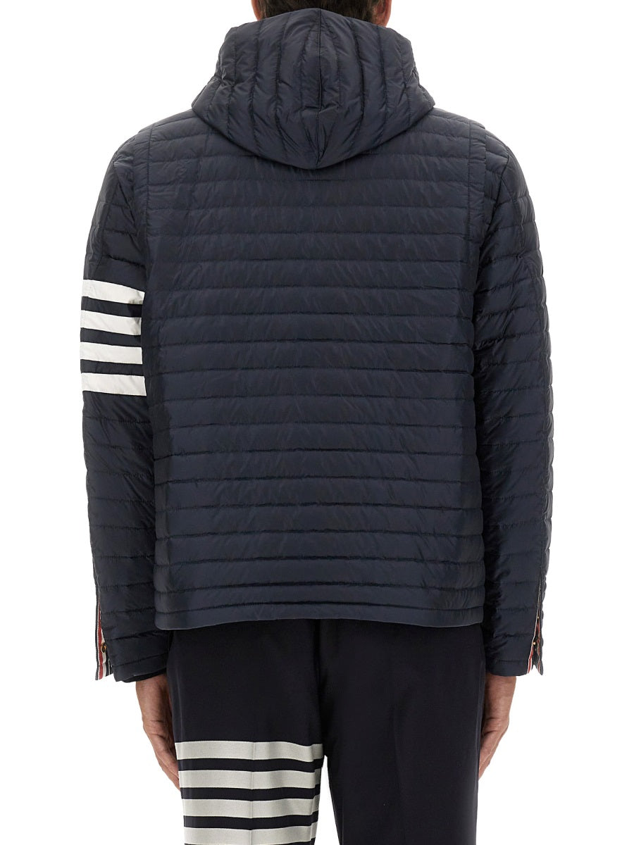 DOWN JACKET WITH HOOD