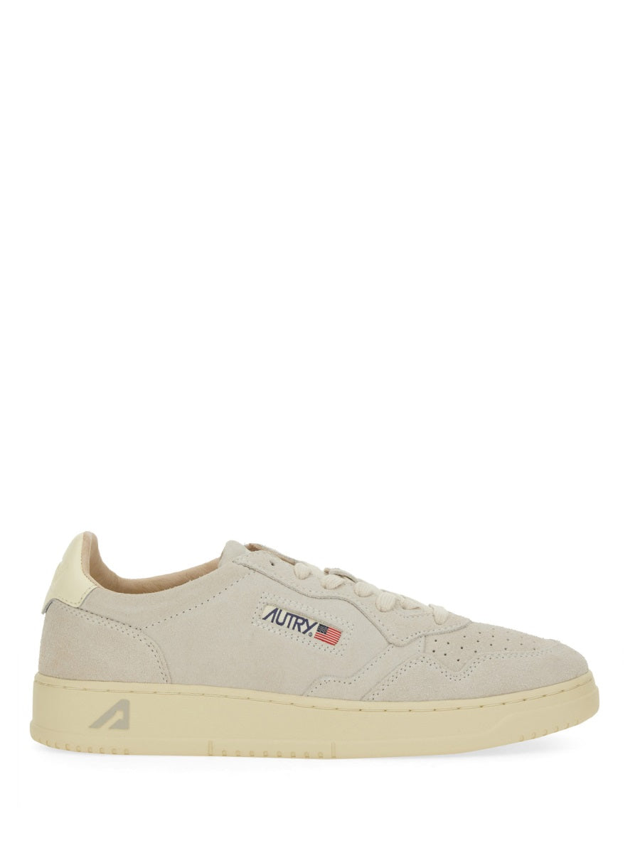 "MEDALIST" LOW SNEAKER