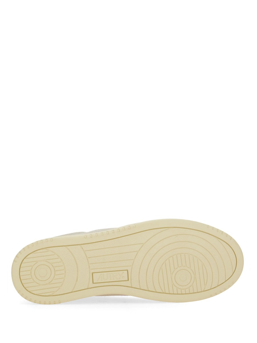 "MEDALIST" LOW SNEAKER
