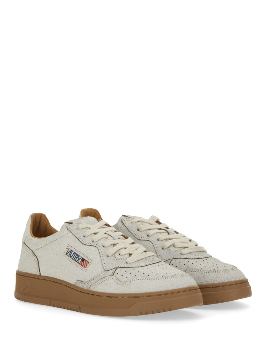 "MEDALIST" LOW SNEAKER