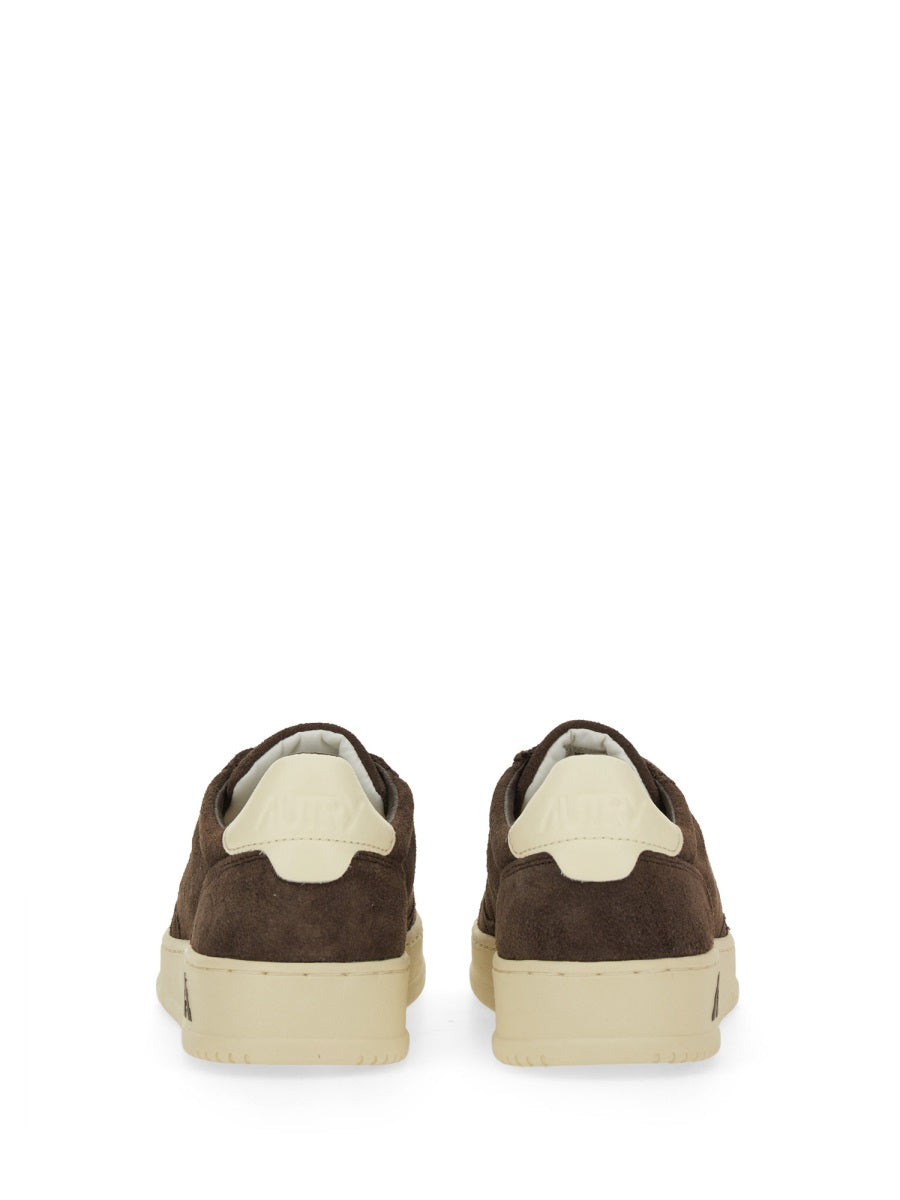 "MEDALIST" LOW SNEAKER