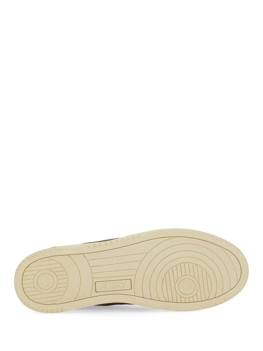 "MEDALIST" LOW SNEAKER