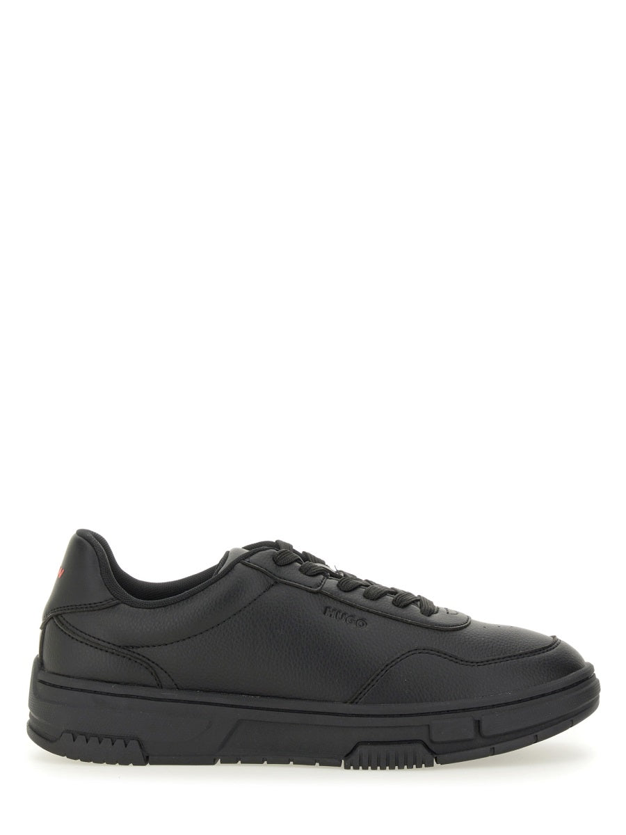 SNEAKER WITH ZIGZAG DETAIL