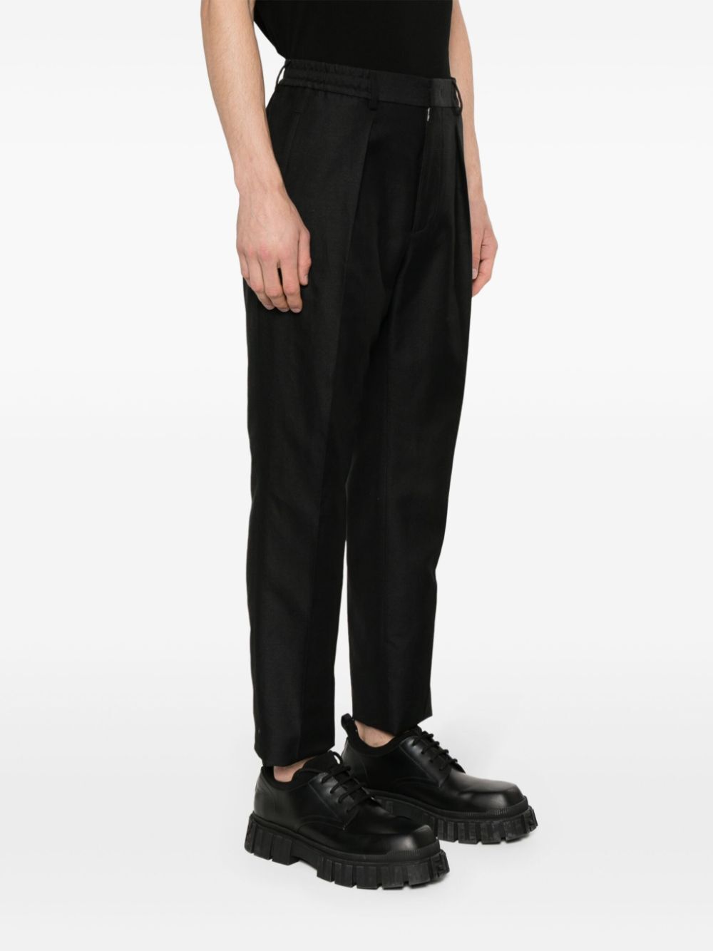 PANTALONI CON PINCE