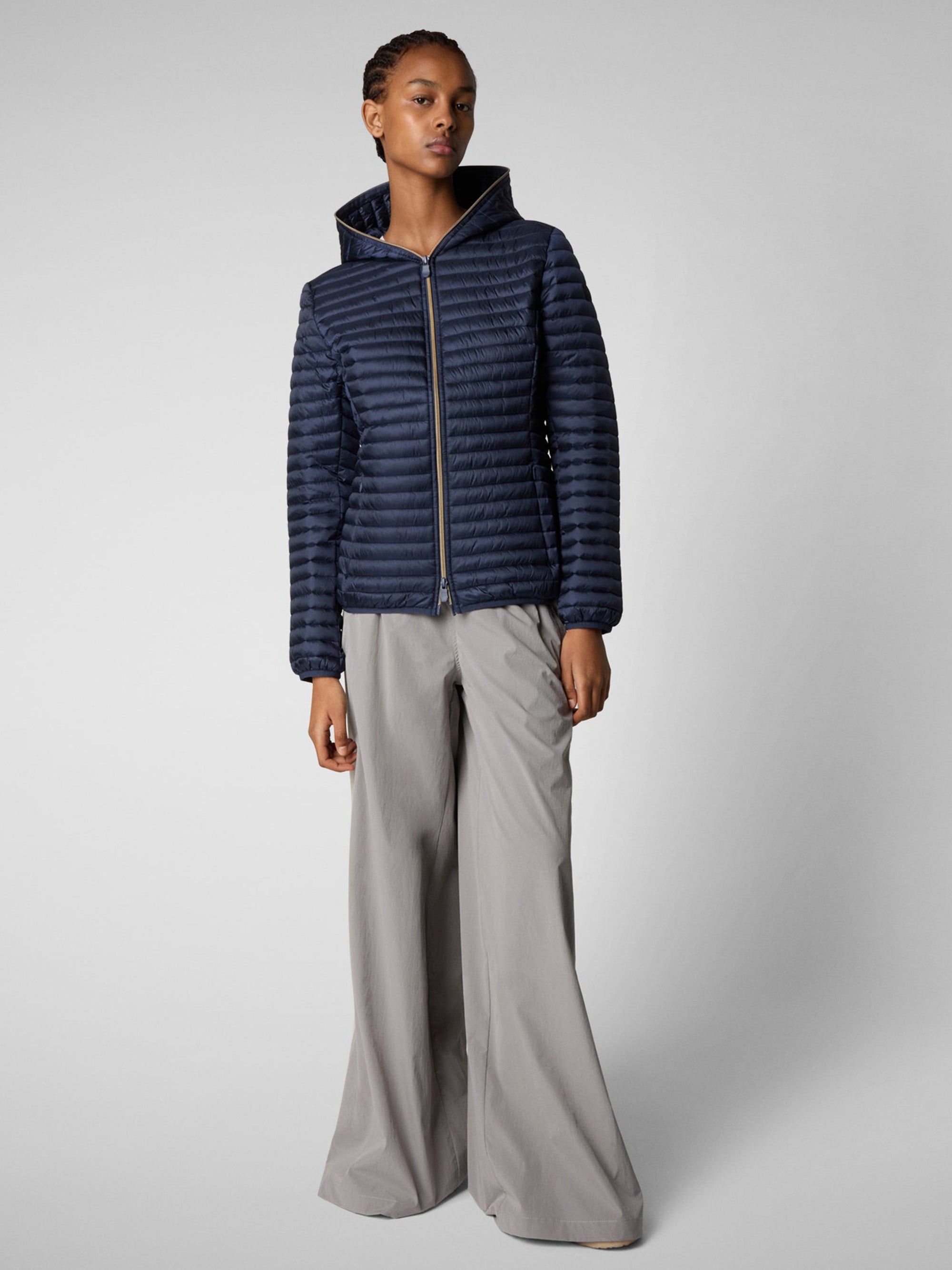 ALEXA HOODED PUFFER LIGHTWEIGHT JACKET