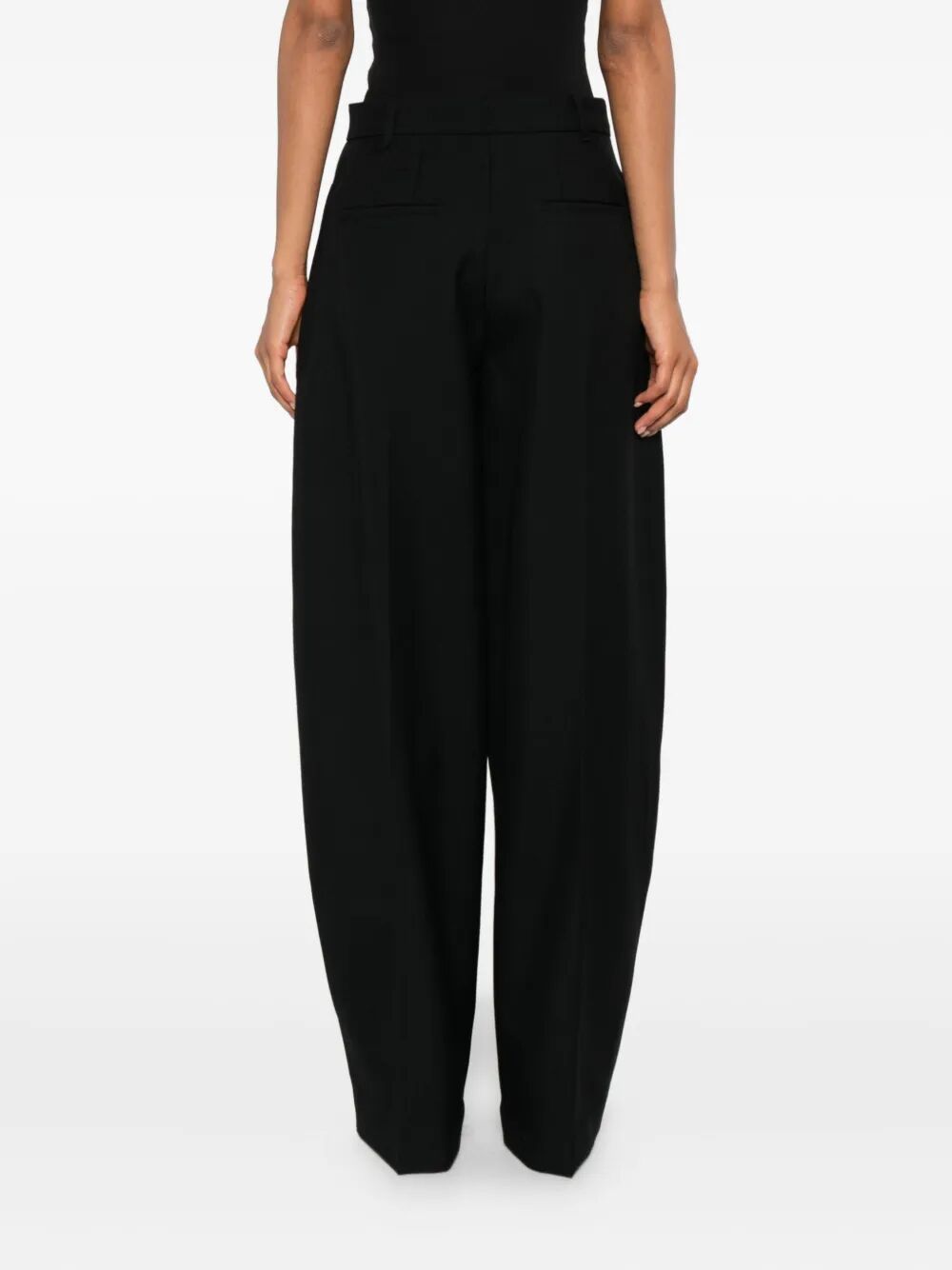 LE PANTALON D`HOMME