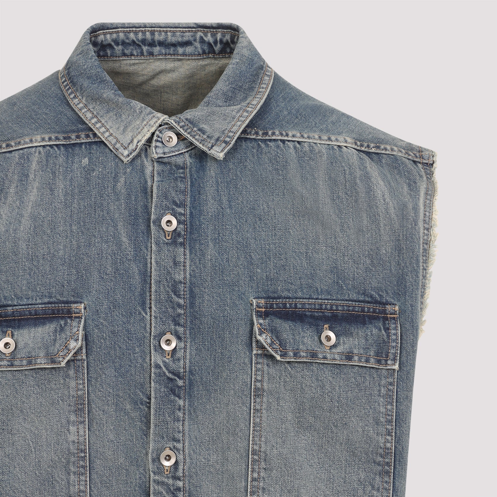 Sleeveless Tommy Jumbo Vest