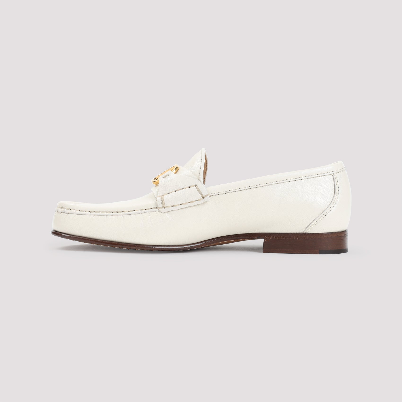 V Logo Signature Loafer