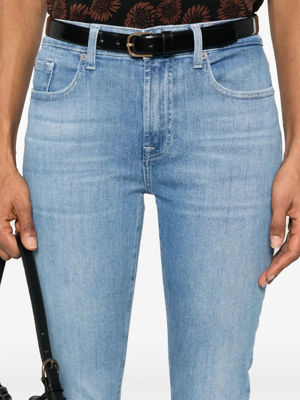 RELAXED SKINNY BLOOM JEANS