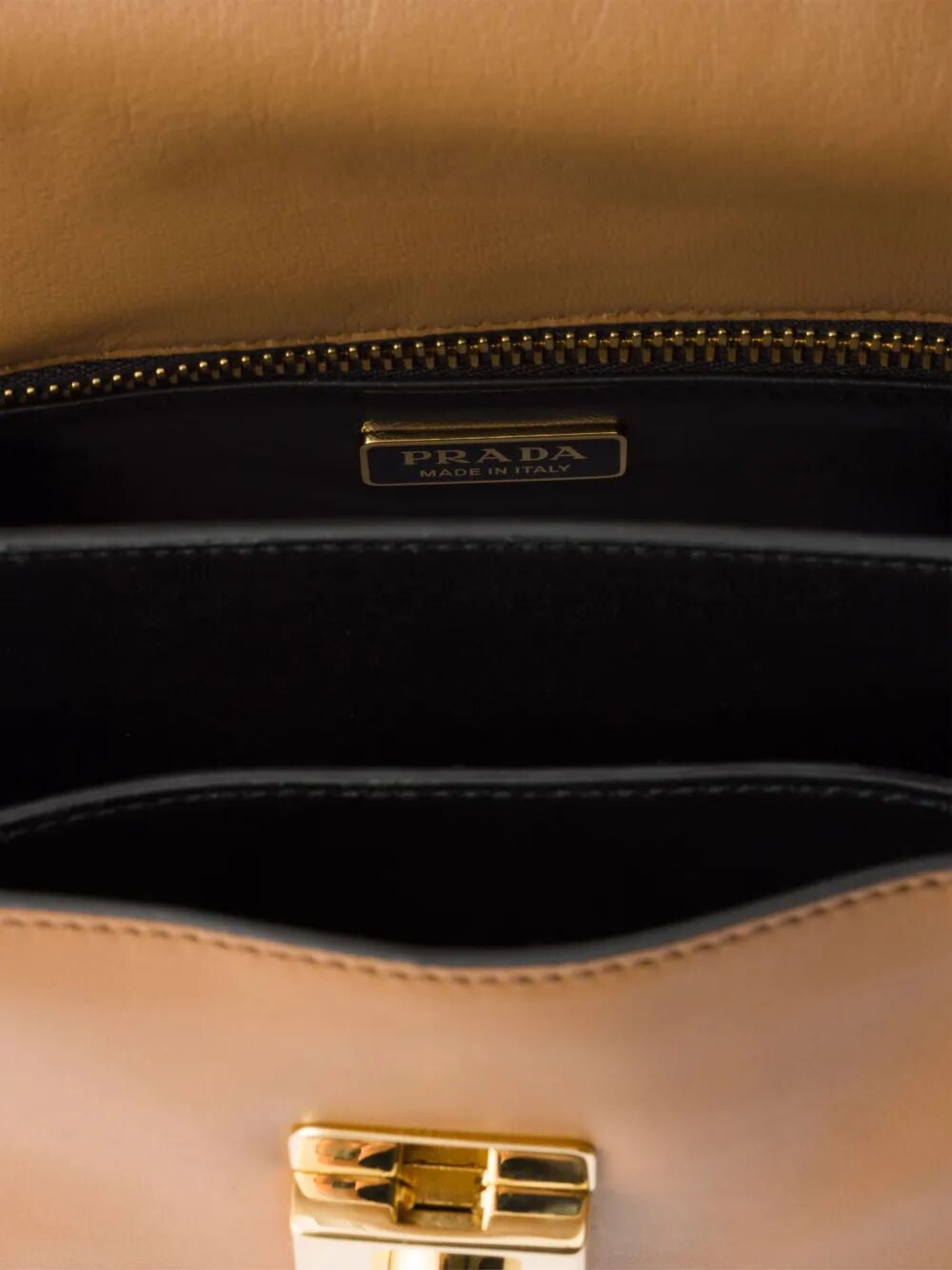 SOFT SOUND SMALL LEATHER SHOULDER BAG WITH CHARMS