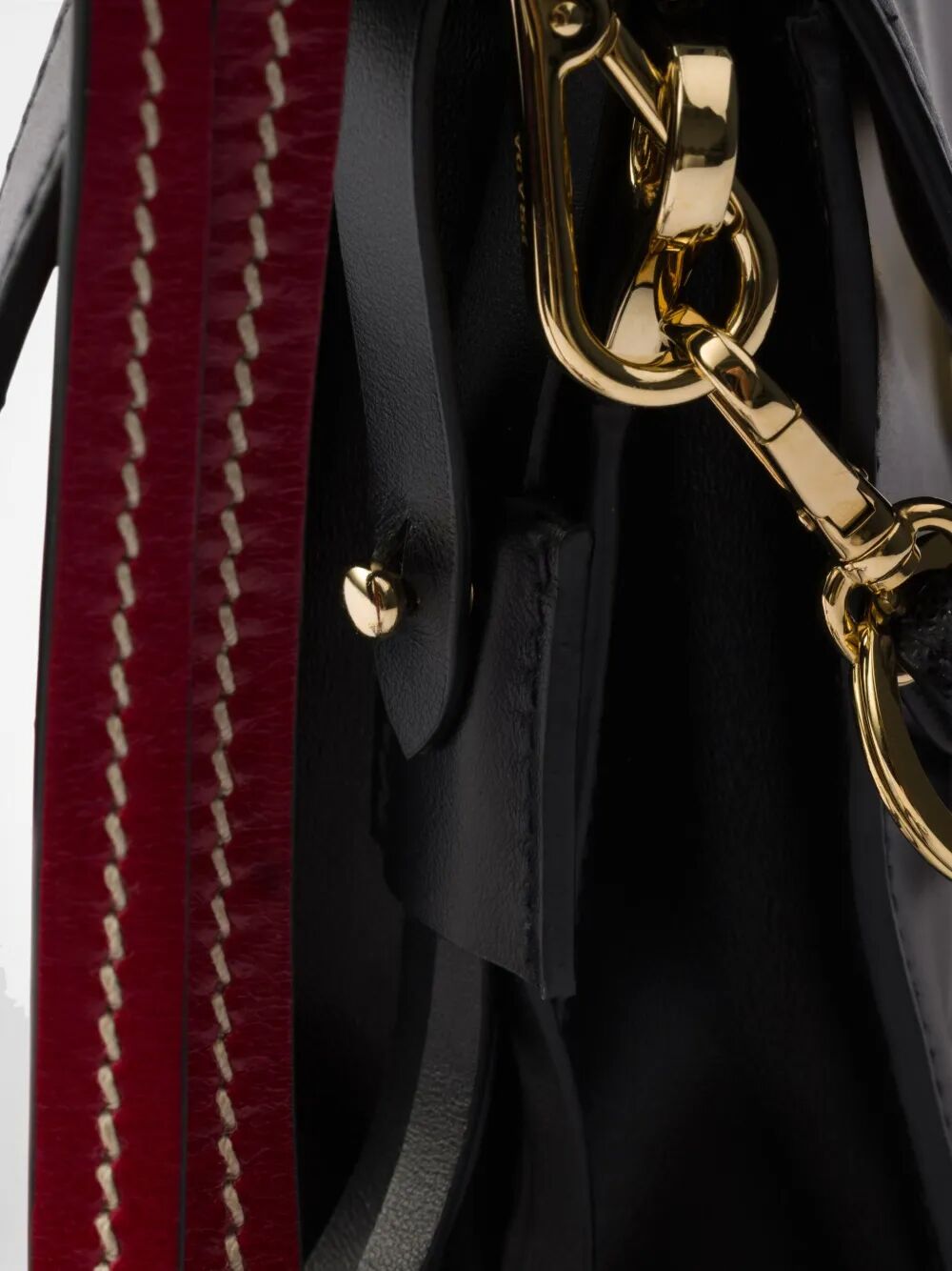 SOFT SOUND SMALL LEATHER SHOULDER BAG WITH CHARMS