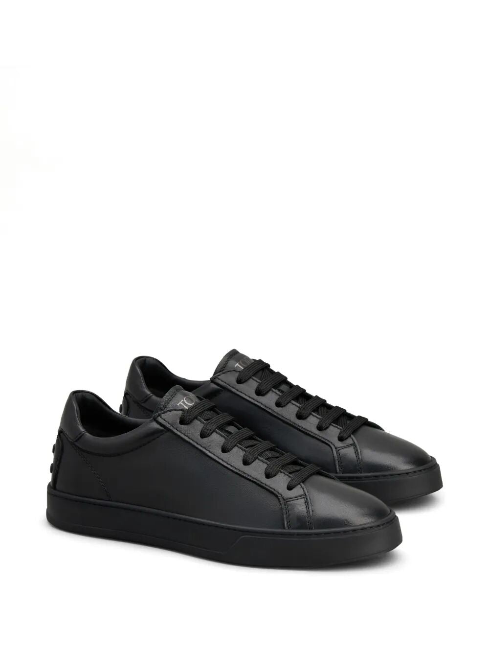 LOW-TOP LEATHER SNEAKERS