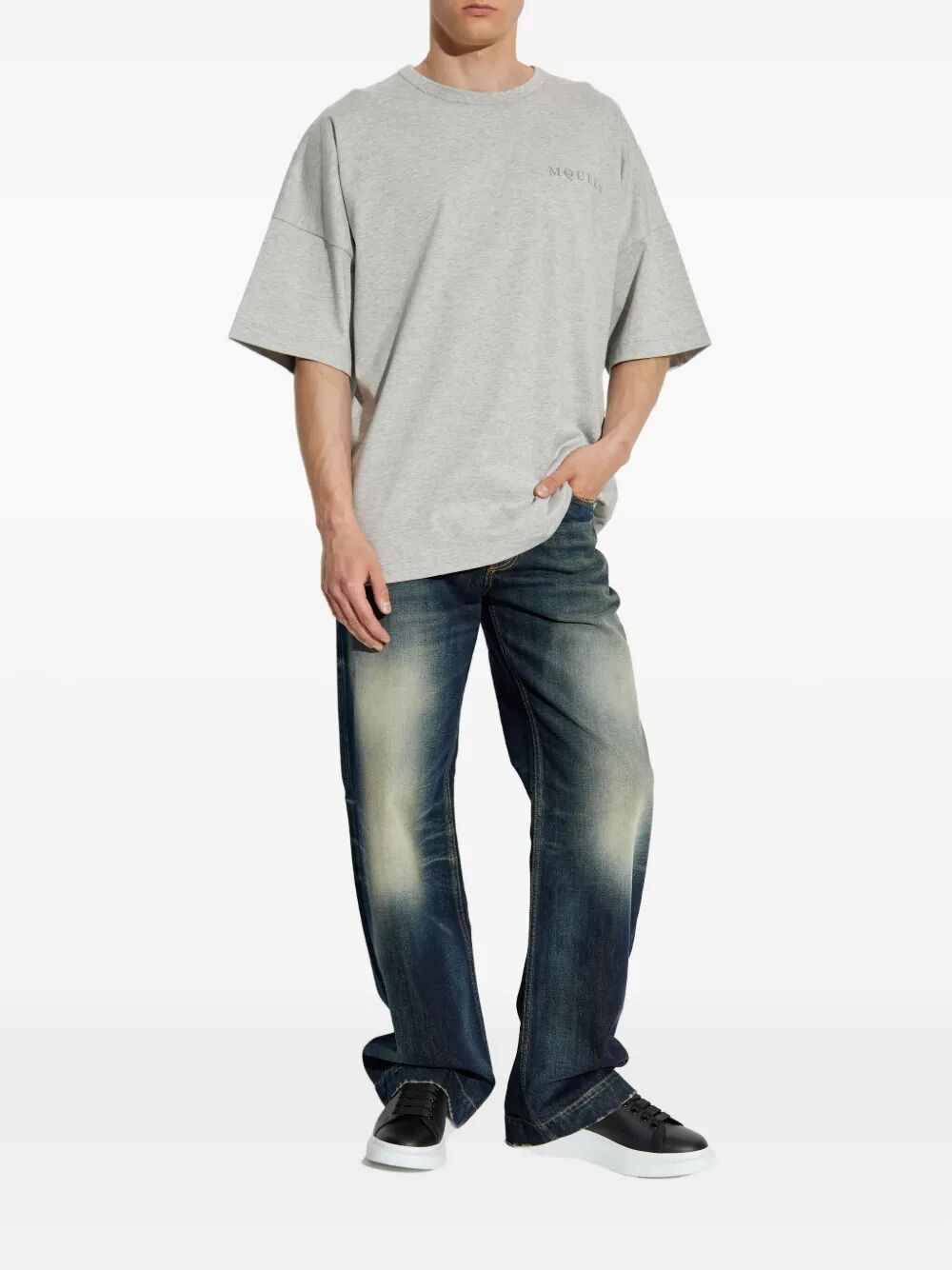 WIDE LEG FADED JEANS