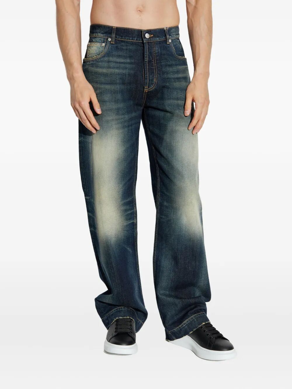 WIDE LEG FADED JEANS