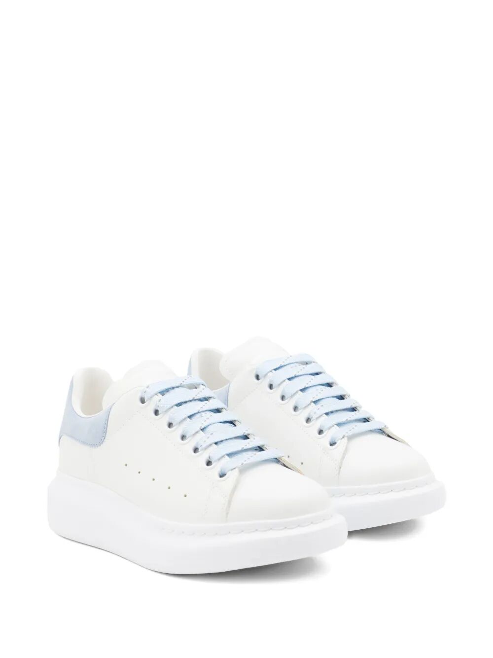 OVERSIZED SNEAKERS IN WHITE/POWDER BLUE