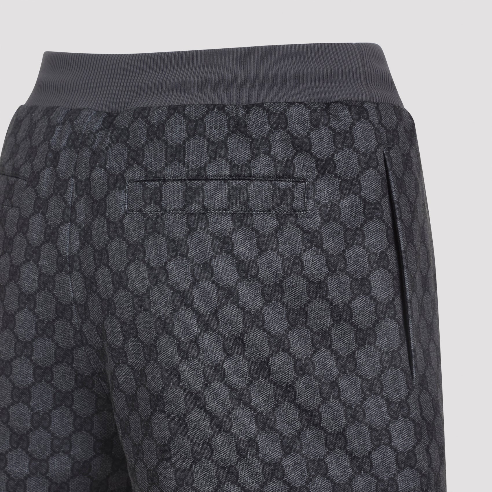 GG Shorts