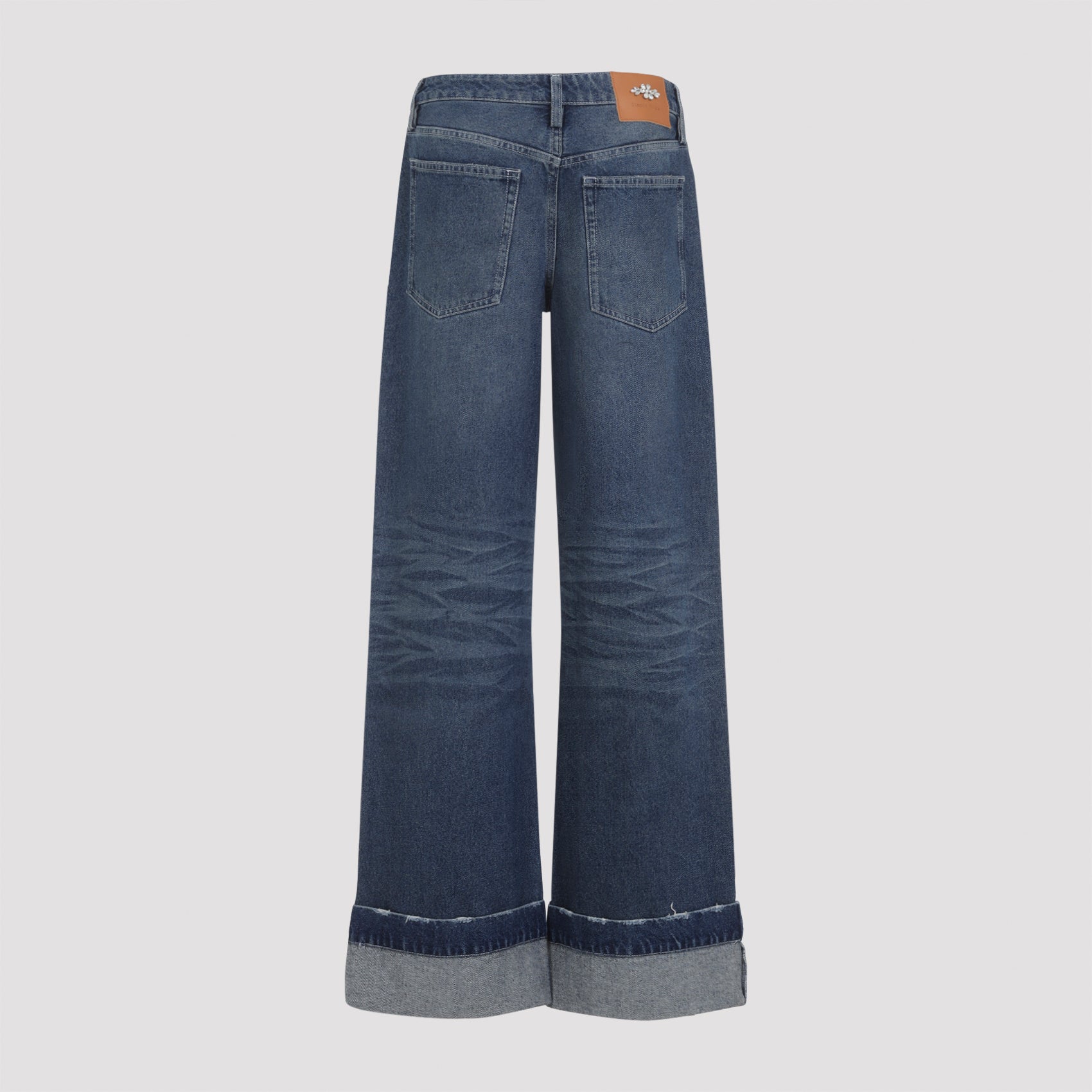 Distressed Straight Leg Jeans
