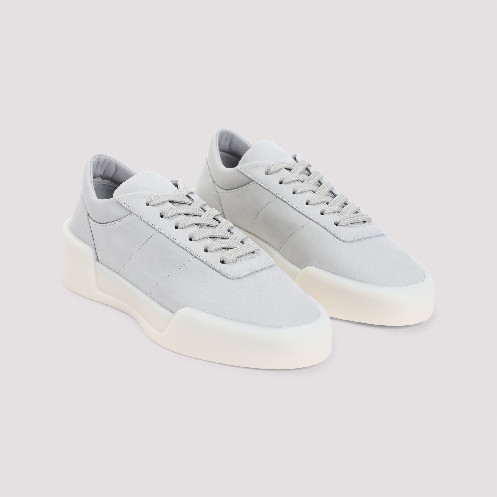 Aerobic Low Sneakers