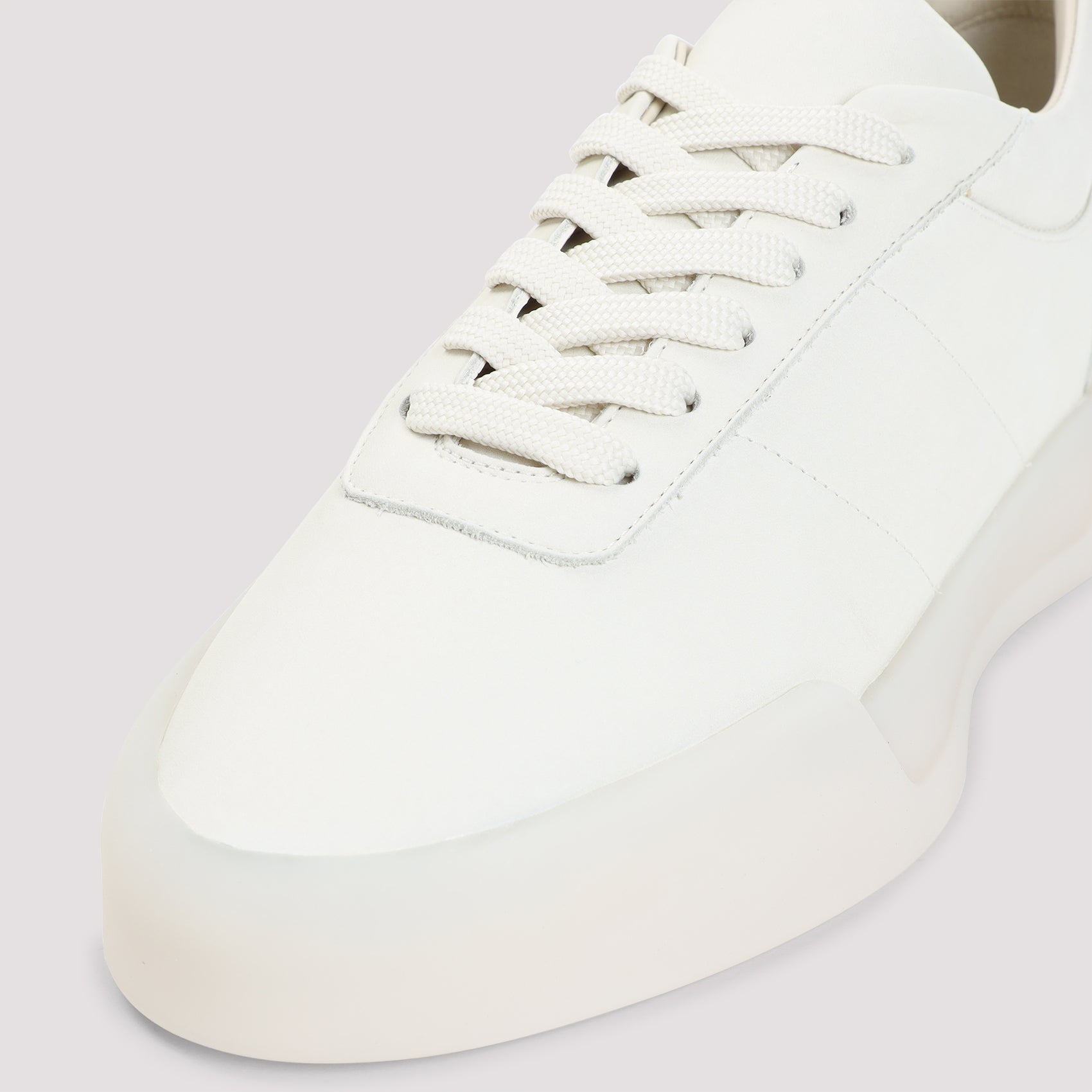 Aerobic Low Sneakers