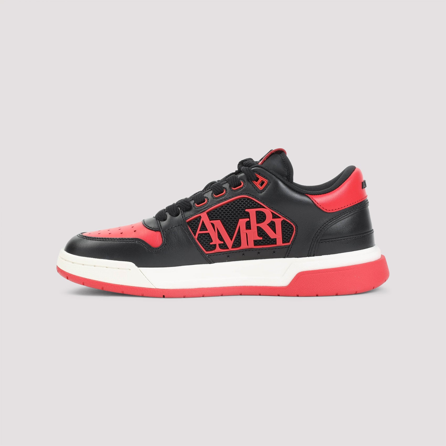 Classic Low Sneakers