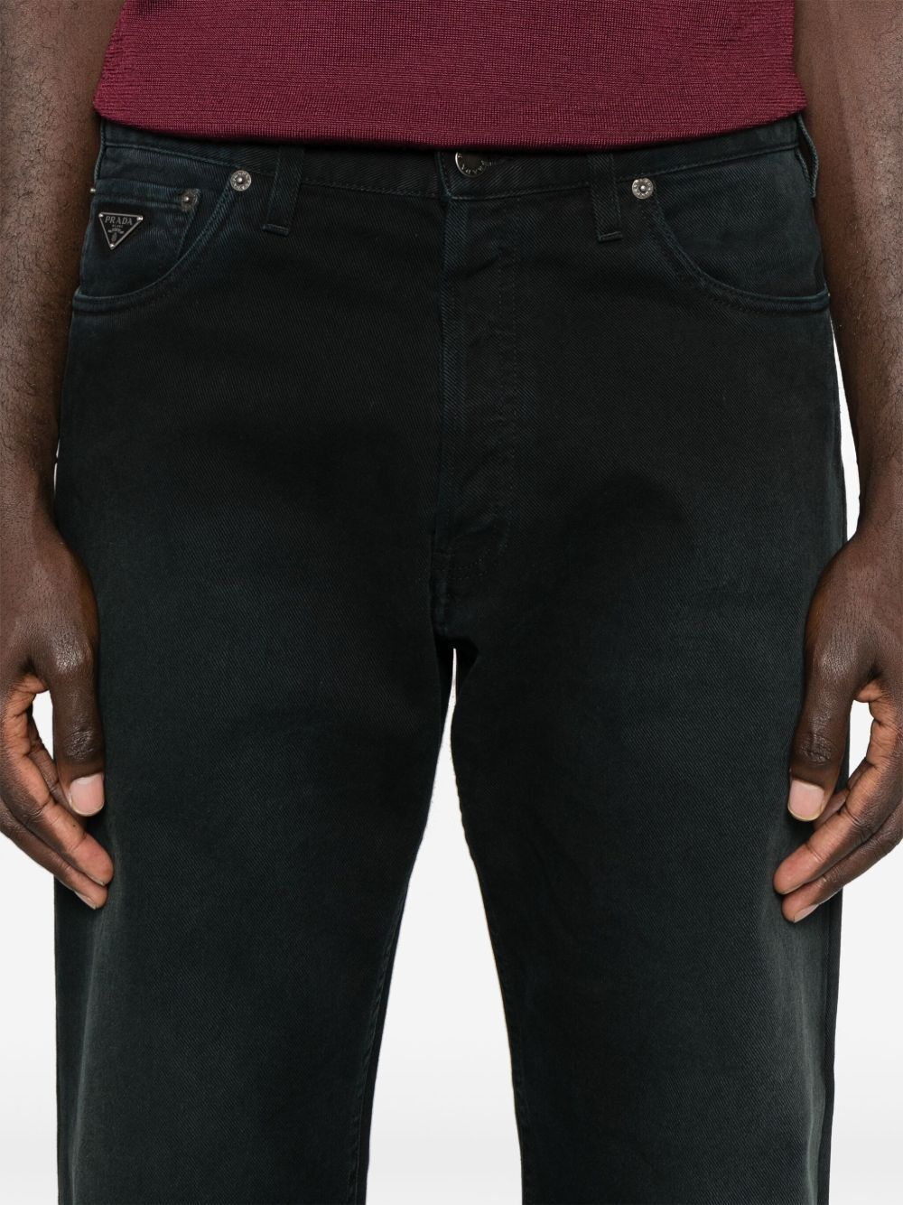 STRAIGHT LEG TAPERED JEANS