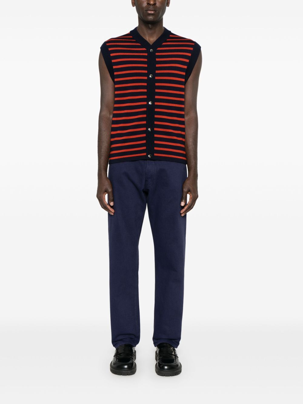 STRAIGHT LEG TAPERED JEANS