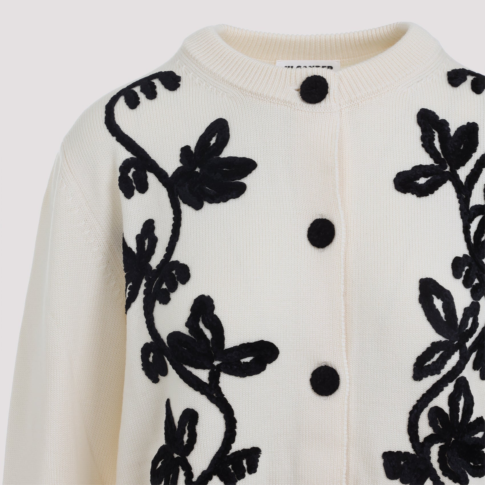 Cn Long Sleeves Cardigan With Velvet Embroidery