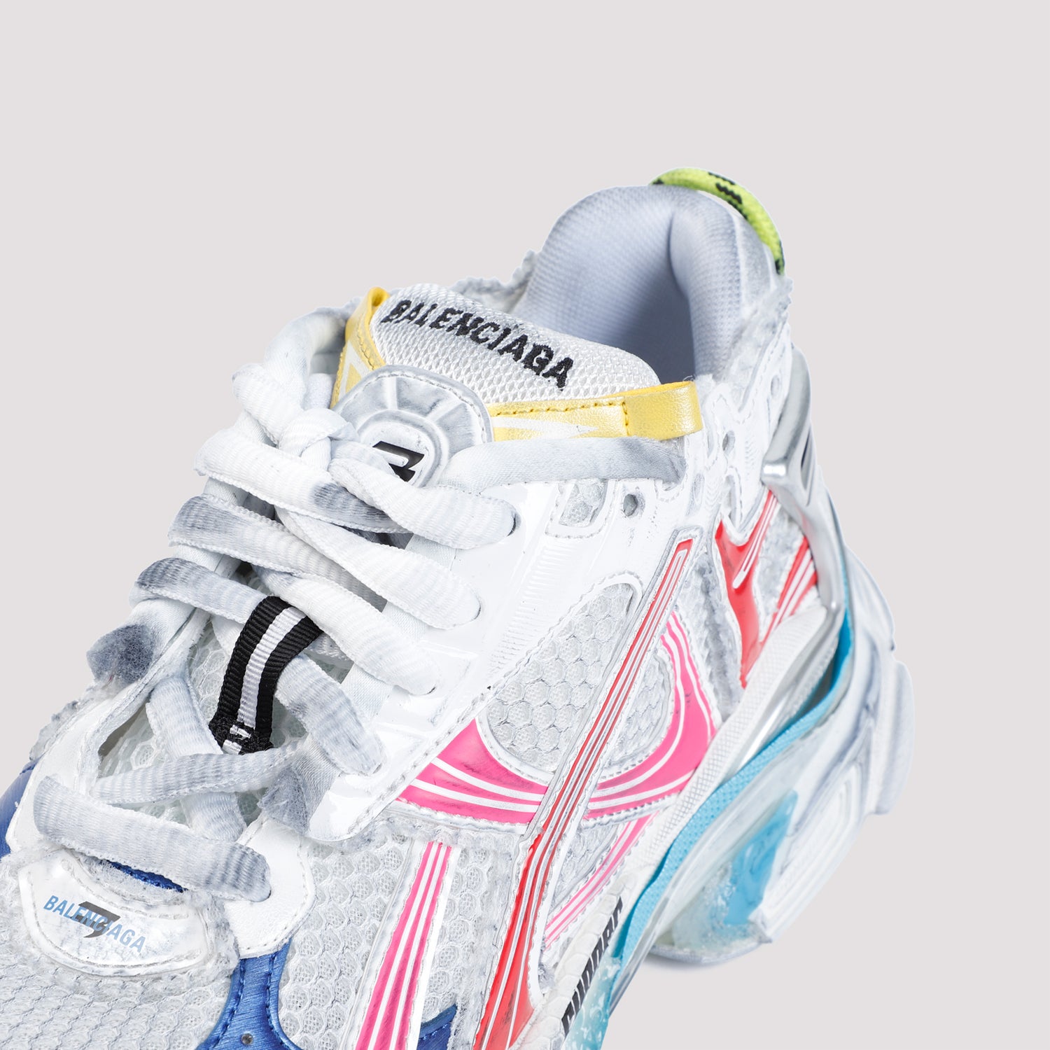 Runner Sneakers
