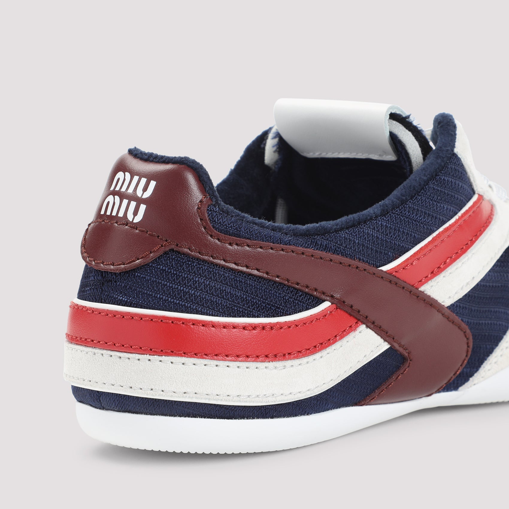 Gymnasium Sneakers