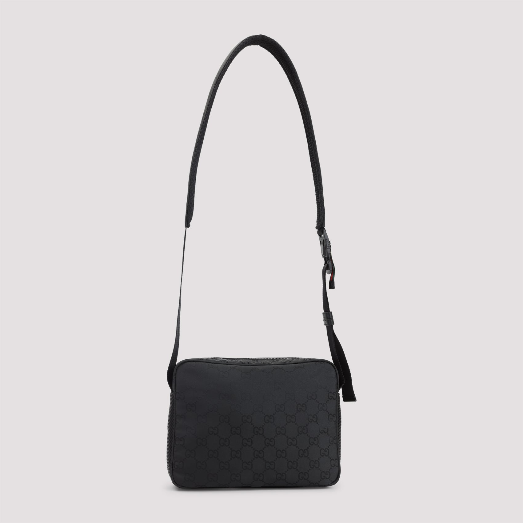CROSSBODY