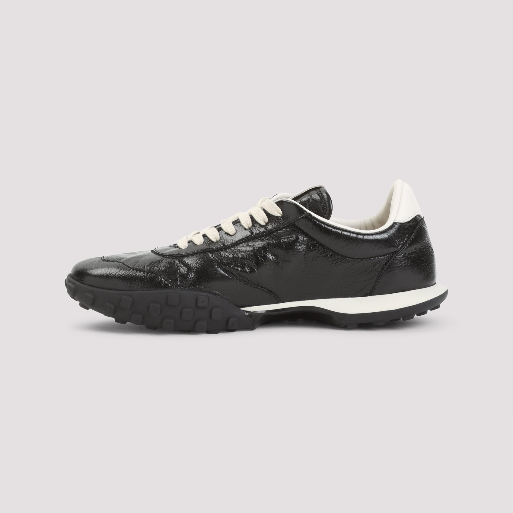 Low Top Sneakers
