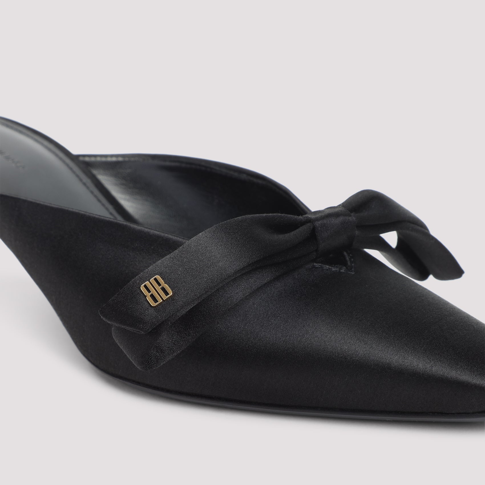 Nano Bow Mules