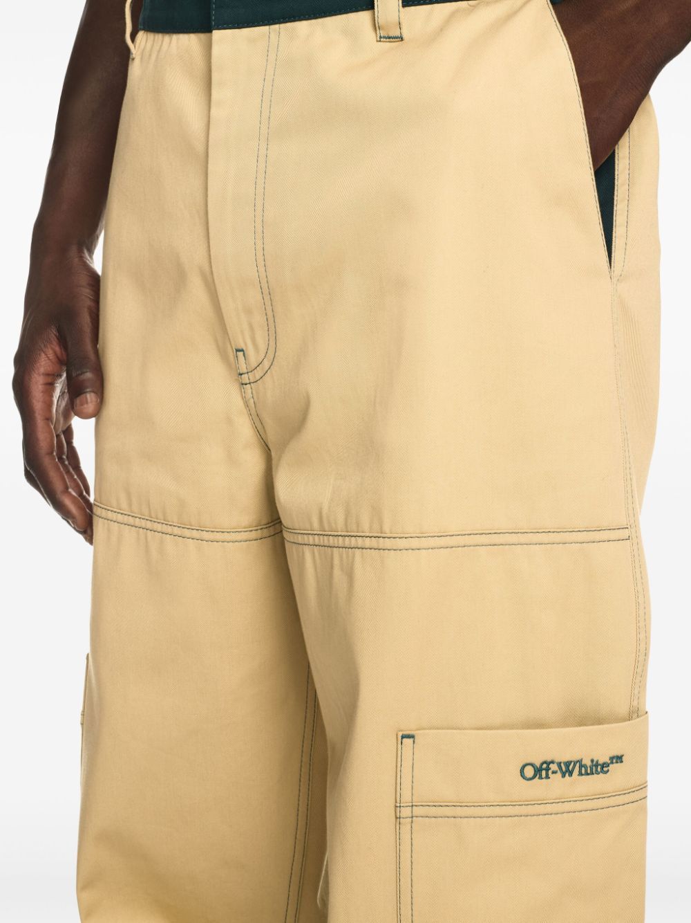 CONTRASTING WAISTBAND AND STITCH CARGO PANTS