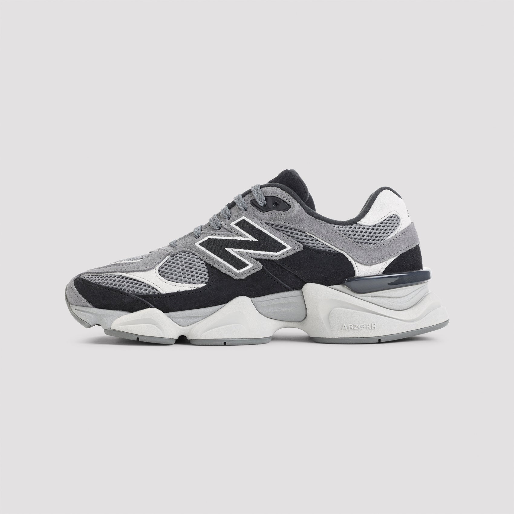9060 Sneakers