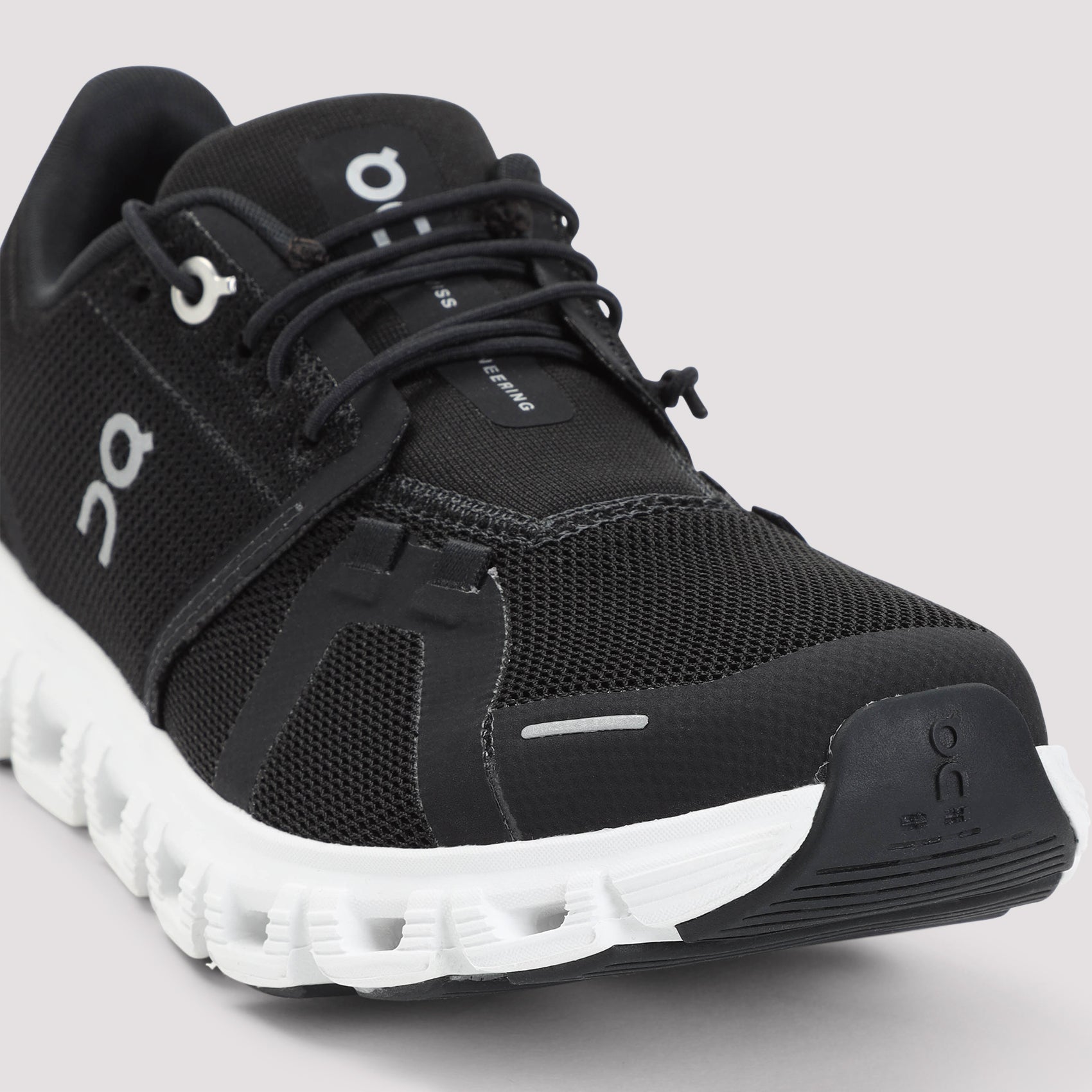 Cloud 6 Sneakers